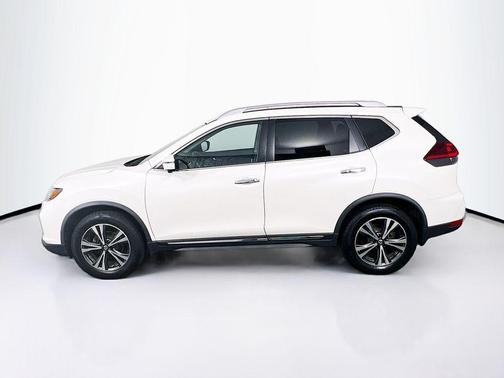 Pearl White 2018 Nissan Rogue SL