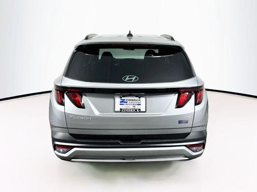 Shimmering Silver 2026 Hyundai TUCSON SEL