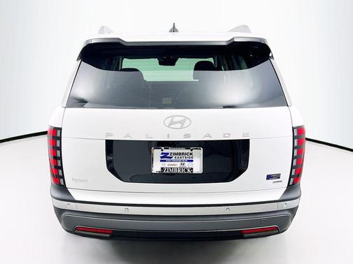 Creamy White Pearl 2026 Hyundai Palisade Hybrid SEL 7P