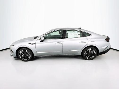 2026 Hyundai SONATA SEL