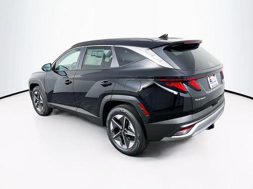 Ash Black 2026 Hyundai TUCSON Hybrid SEL