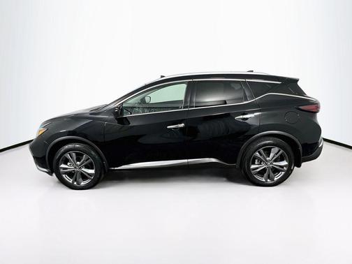 Magnetic Black Pearl 2022 Nissan Murano Platinum Intelligent AWD