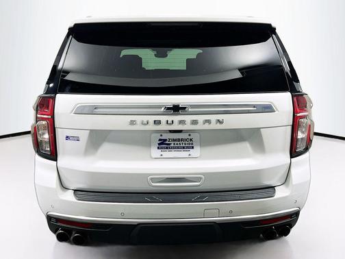 2023 Chevrolet Suburban 4WD High Country