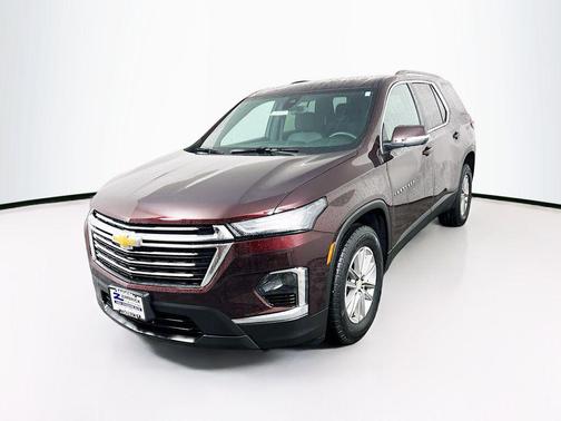 Black Cherry Metallic 2023 Chevrolet Traverse LT Cloth