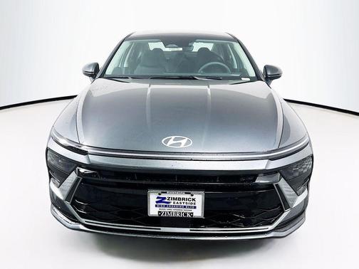 2026 Hyundai SONATA Hybrid Base