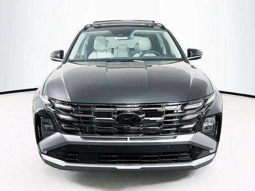 Phantom Black 2026 Hyundai TUCSON Limited