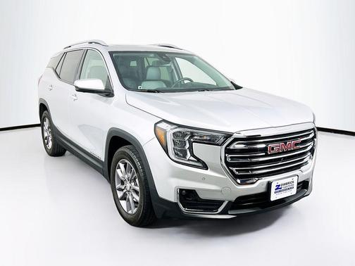 Quicksilver Metallic 2022 GMC Terrain SLT