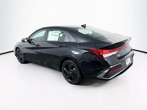 2026 Hyundai ELANTRA Sport