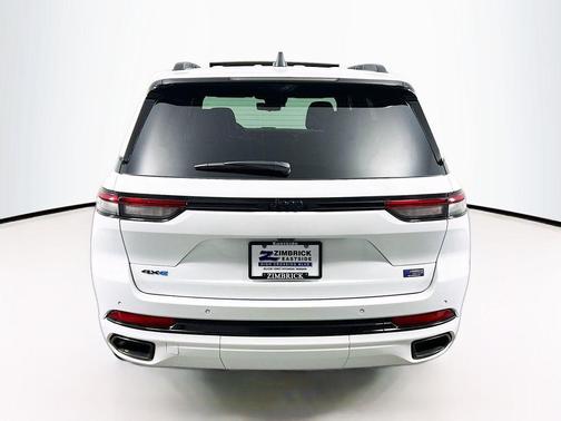 Bright White Clearcoat 2025 Jeep Grand Cherokee 4xe Anniversary Edition