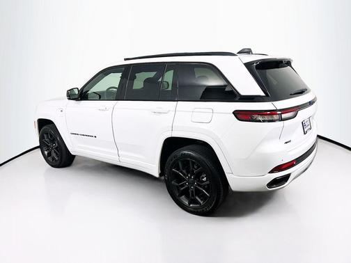 Bright White Clearcoat 2025 Jeep Grand Cherokee 4xe Anniversary Edition