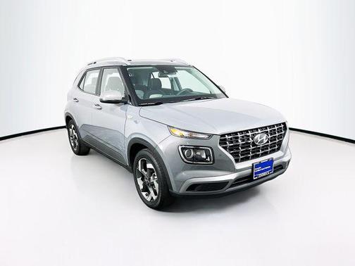 2022 Hyundai VENUE SEL