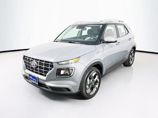 2022 Hyundai VENUE SEL