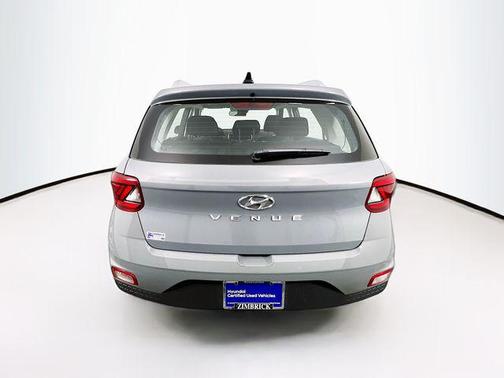 2022 Hyundai VENUE SEL