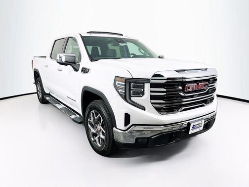 Summit White 2022 GMC Sierra 1500 SLT
