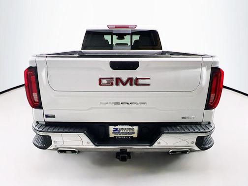 Summit White 2022 GMC Sierra 1500 SLT