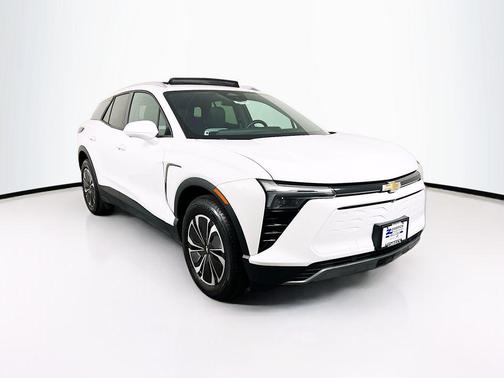 Summit White 2024 Chevrolet Blazer EV eAWD LT
