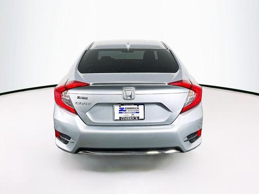 Silver Metallic 2019 Honda Civic EX-L