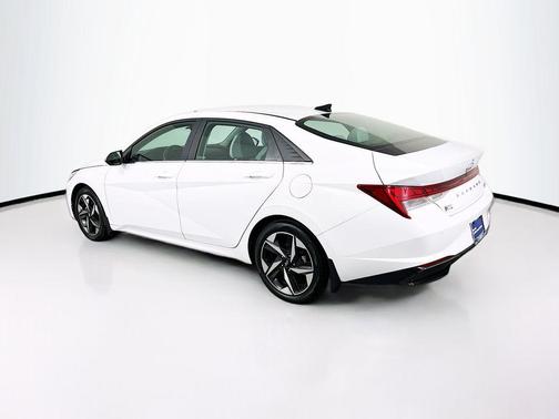 Ceramic White 2023 Hyundai ELANTRA HEV Limited