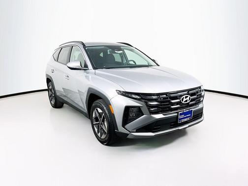 Shimmering Silver 2025 Hyundai TUCSON SEL