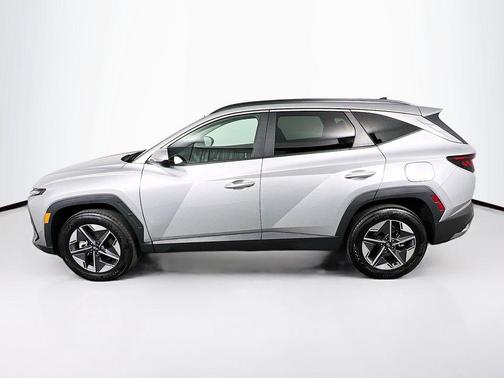 Shimmering Silver 2025 Hyundai TUCSON SEL