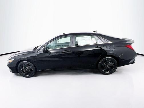 Abyss Black 2026 Hyundai ELANTRA Sport