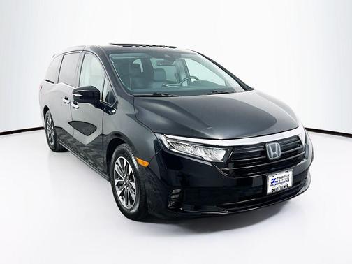 Crystal Black Pearl 2023 Honda Odyssey EX-L