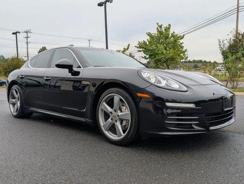 2016 Porsche Panamera 4S