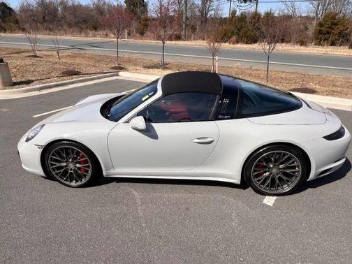 2019 Porsche 911 Targa 4S