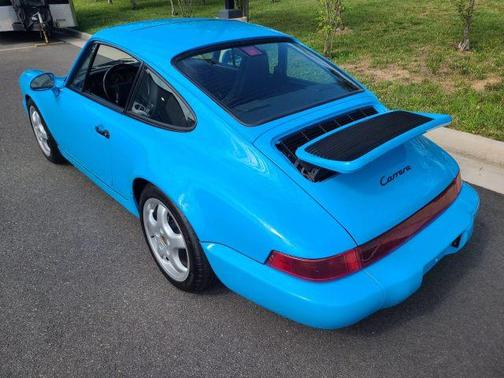 1992 Porsche 911 Carrera 2