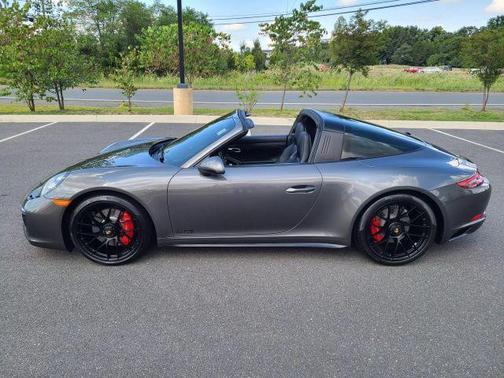 2017 Porsche 911 Targa 4 GTS