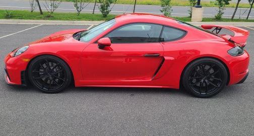 2023 Porsche 718 Cayman GT4