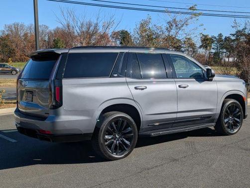 2022 Cadillac Escalade Sport