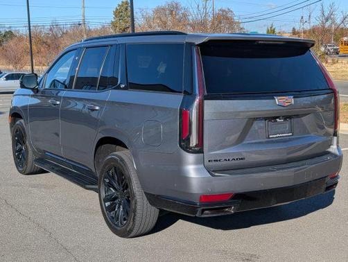 2022 Cadillac Escalade Sport