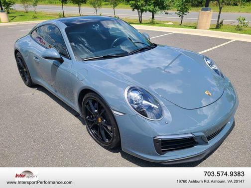 2017 Porsche 911 Carrera
