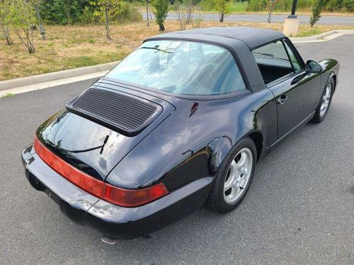 1992 Porsche 911 Carrera 2
