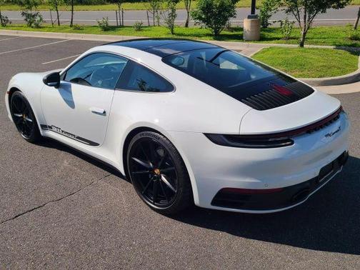 2024 Porsche 911 Carrera T