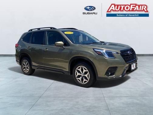 Autumn Green Metallic 2024 Subaru Forester Premium