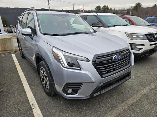 2023 Subaru Forester Premium