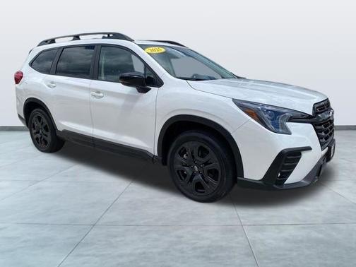 Crystal White Pearl 2025 Subaru Ascent Onyx Edition Touring