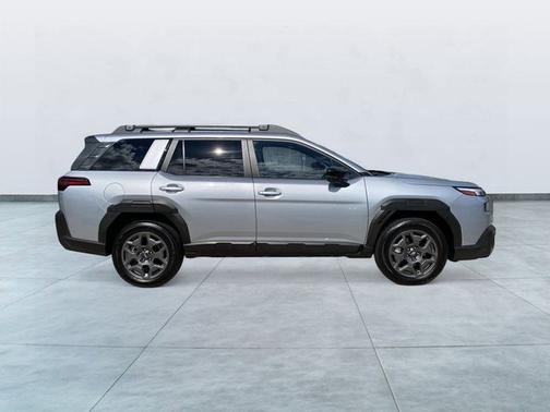Ice Silver Metallic 2026 Subaru Outback Premium