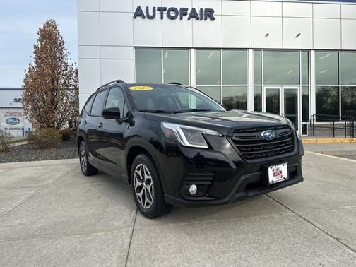 2023 Subaru Forester Premium