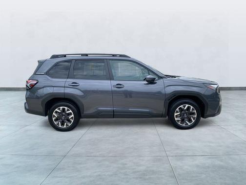 Magnetite Gray Metallic 2026 Subaru Forester Premium