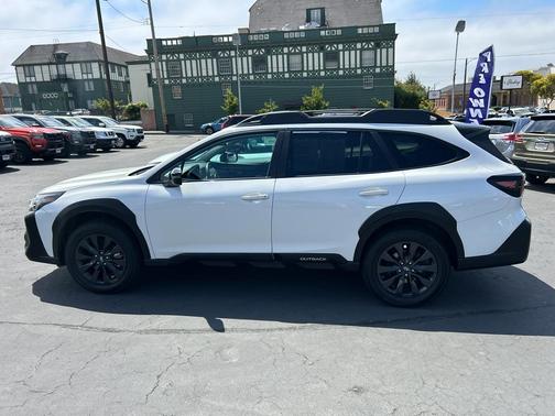 2023 Subaru Outback Onyx Edition XT