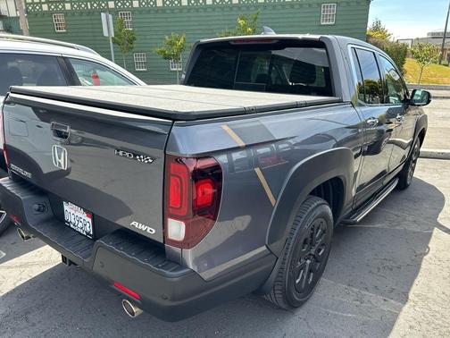 Modern Steel Metallic 2023 Honda Ridgeline RTL-E