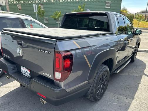 Modern Steel Metallic 2023 Honda Ridgeline RTL-E