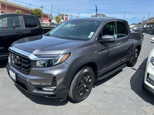 Modern Steel Metallic 2023 Honda Ridgeline RTL-E