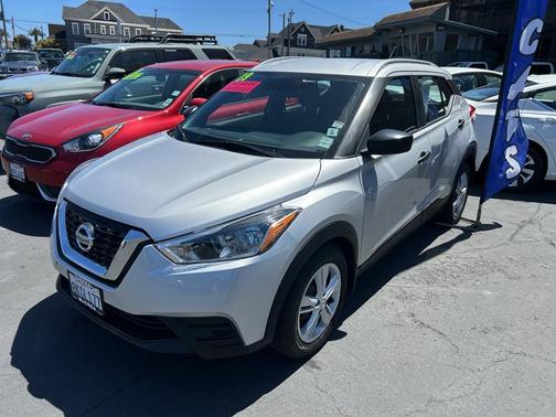 Brilliant Silver 2019 Nissan Kicks S