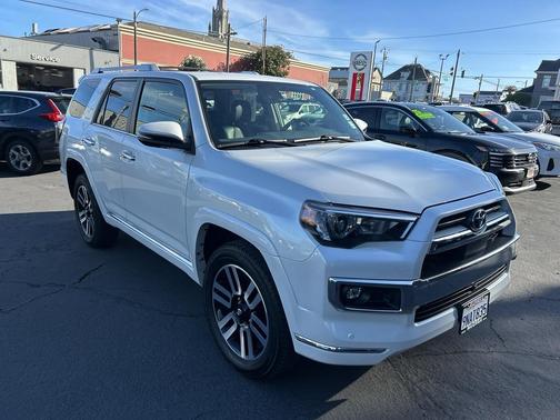 2024 Toyota 4Runner Limited