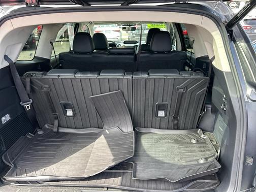 2019 Subaru Ascent Limited 8-Passenger