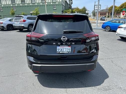 2025 Nissan Rogue S